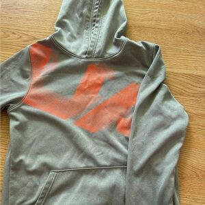 Youth Large UA sweatshirt